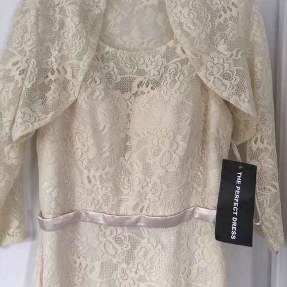NWT Beautiful Ivory Lace Wedding/Formal Dress with Bolero Jacket - Picture 2 of 8